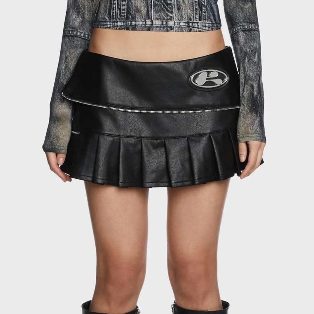 The Kript Black Pleated Mini Skirt